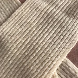 [Express] Cream Scarf with Translucent Sequins
